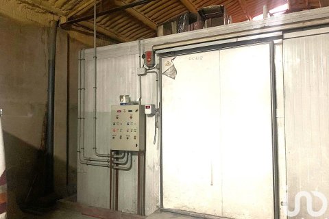 Propiedad comercial de 598 m² en alquiler en El Vendrell, Tarragona, Cataluña, Spain № 5135 - foto 11