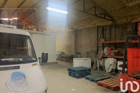 Propiedad comercial de 598 m² en alquiler en El Vendrell, Tarragona, Cataluña, Spain № 5135 - foto 23