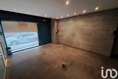 Propiedad comercial de 487 m² en alquiler en Barcelona, Cataluña, Spain № 5138 - foto 8