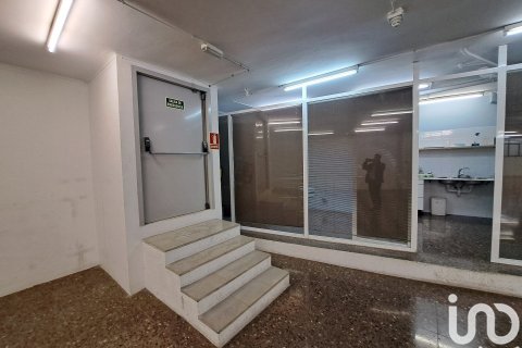 Propiedad comercial de 487 m² en alquiler en Barcelona, Cataluña, Spain № 5138 - foto 26