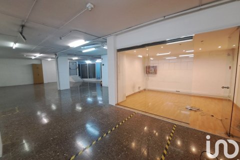 Propiedad comercial de 487 m² en alquiler en Barcelona, Cataluña, Spain № 5138 - foto 19