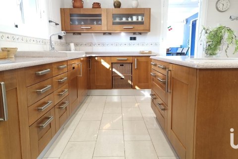 Снять в аренду дом в Сан-Пере-де-Рибес, Испания с 4 спальни, 185м², № 5141 - фото 7