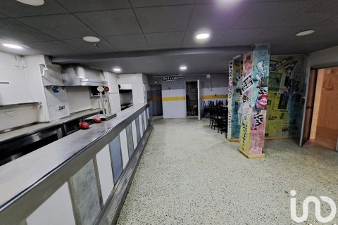 67 sq.m. bar for rent in Santa Coloma de Gramenet, Barcelona, Catalonia, Spain № 5139 - photo 4