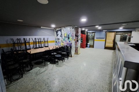 67 sq.m. bar for rent in Santa Coloma de Gramenet, Barcelona, Catalonia, Spain № 5139 - photo 11