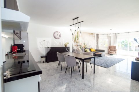 Сasa de 6 dormitorios en venta en Lloret de Mar, Gerona, Cataluña, Spain № 6700 - foto 5