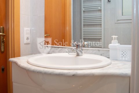 Сasa de 6 dormitorios en venta en Lloret de Mar, Gerona, Cataluña, Spain № 6700 - foto 27