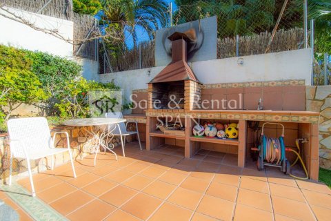 Сasa de 6 dormitorios en venta en Lloret de Mar, Gerona, Cataluña, Spain № 6700 - foto 3