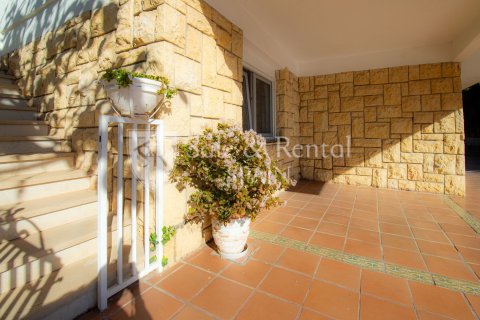 Сasa de 6 dormitorios en venta en Lloret de Mar, Gerona, Cataluña, Spain № 6700 - foto 30