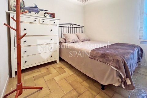 Сasa de 4 dormitorios en venta en Lloret de Mar, Gerona, Cataluña, Spain № 6702 - foto 20