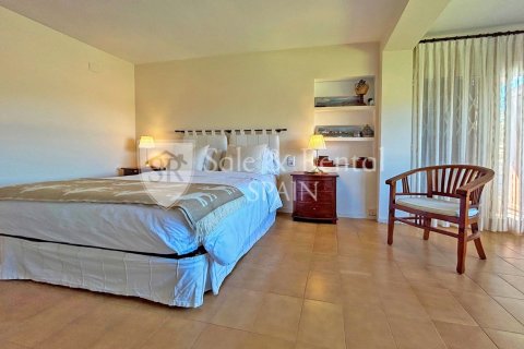 Сasa de 4 dormitorios en venta en Lloret de Mar, Gerona, Cataluña, Spain № 6702 - foto 15