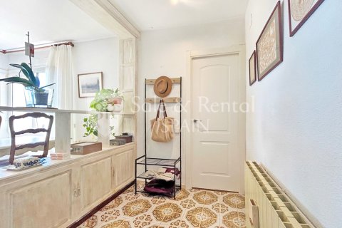 Сasa de 4 dormitorios en venta en Lloret de Mar, Gerona, Cataluña, Spain № 6702 - foto 4