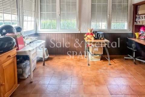 Сasa de 6 dormitorios en venta en Lloret de Mar, Gerona, Cataluña, Spain № 6704 - foto 26
