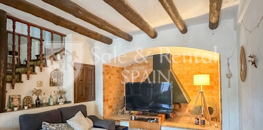 Сasa de 6 dormitorios en venta en Lloret de Mar, Gerona, Cataluña, Spain № 6704