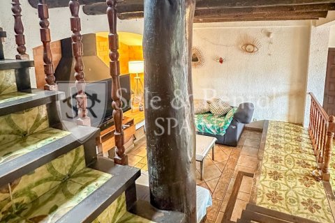 Сasa de 6 dormitorios en venta en Lloret de Mar, Gerona, Cataluña, Spain № 6704 - foto 3