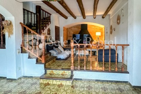 Сasa de 6 dormitorios en venta en Lloret de Mar, Gerona, Cataluña, Spain № 6704 - foto 11