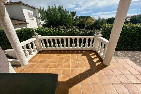 Купить дом в Кома-Руга, Испания с 5 комнат, 236м², № 6797 - фото 11