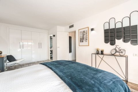 Сasa de 4 dormitorios en venta en Sitges, Barcelona, Cataluña, Spain № 6798 - foto 20