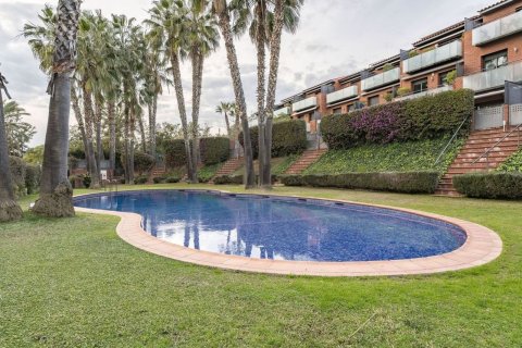 Сasa de 4 dormitorios en venta en Sitges, Barcelona, Cataluña, Spain № 6798