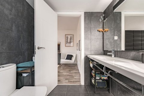 Сasa de 4 dormitorios en venta en Sitges, Barcelona, Cataluña, Spain № 6798 - foto 24