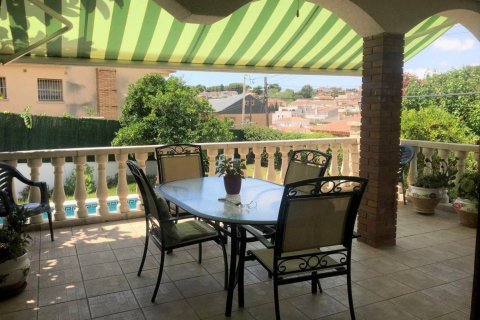 Сasa de 4 dormitorios en venta en Calafell, Tarragona, Cataluña, Spain № 6800 - foto 8