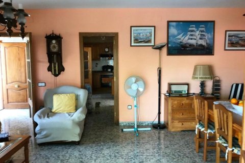 Сasa de 4 dormitorios en venta en Calafell, Tarragona, Cataluña, Spain № 6800 - foto 14