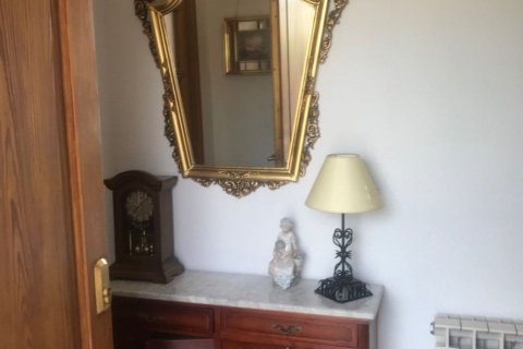 Сasa de 4 dormitorios en venta en Calafell, Tarragona, Cataluña, Spain № 6800 - foto 10