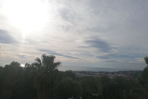 Сasa de 5 dormitorios en venta en Coma-Ruga, Tarragona, Cataluña, Spain № 6796 - foto 2
