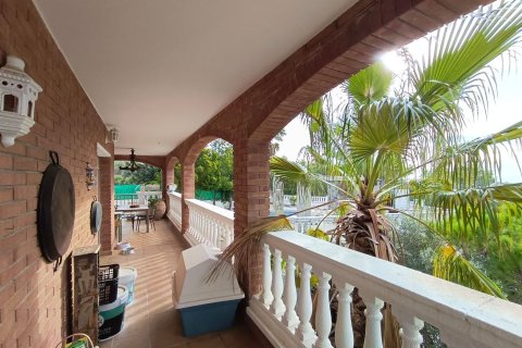 Сasa de 5 dormitorios en venta en Coma-Ruga, Tarragona, Cataluña, Spain № 6796 - foto 10