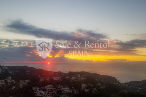 Сasa de 6 dormitorios en venta en Lloret de Mar, Gerona, Cataluña, Spain № 7218 - foto 6