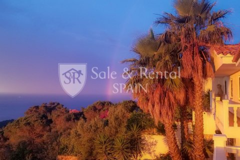 Сasa de 6 dormitorios en venta en Lloret de Mar, Gerona, Cataluña, Spain № 7218 - foto 4