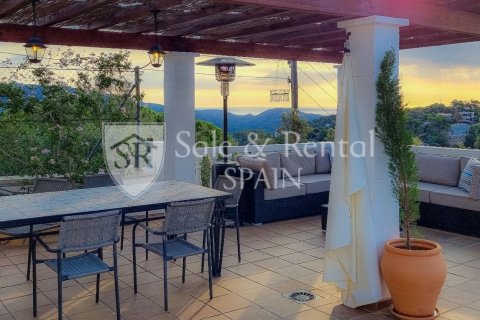 Сasa de 6 dormitorios en venta en Lloret de Mar, Gerona, Cataluña, Spain № 7218 - foto 8
