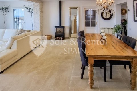 Сasa de 6 dormitorios en venta en Lloret de Mar, Gerona, Cataluña, Spain № 7218 - foto 30