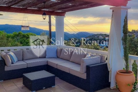 Сasa de 6 dormitorios en venta en Lloret de Mar, Gerona, Cataluña, Spain № 7218 - foto 9