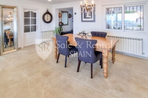 Сasa de 6 dormitorios en venta en Lloret de Mar, Gerona, Cataluña, Spain № 7218 - foto 27