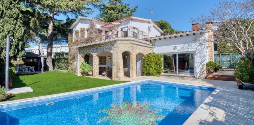Сasa de 5 dormitorios en venta en S'Agaró, Gerona, Cataluña, Spain № 7217