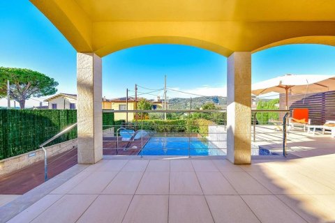 Купить дом в Пладжа-де-Аро, Испания с 5 комнат, 238м², № 7216 - фото 5