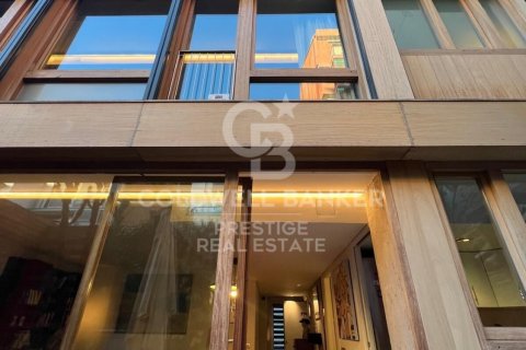 4 bedrooms house for sale in Barcelona, Catalonia, Spain № 5695 - photo 2
