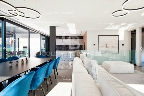 Villa de 5 dormitorios en venta en Castelldefels, Barcelona, Cataluña, Spain № 5693 - foto 10