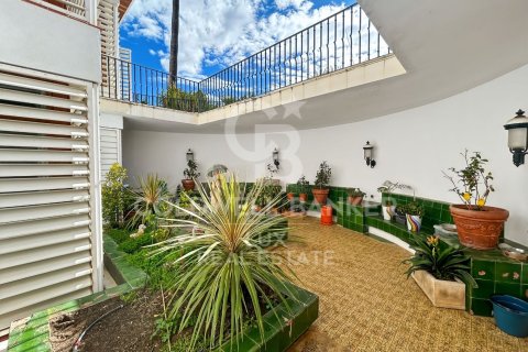 Купить дом в Розы, Испания с 6 спален, 975м², № 5698 - фото 12