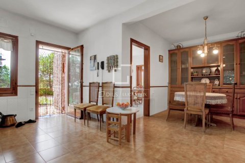 5 bedrooms villa for sale in Sant Pol de Mar, Barcelona, Catalonia, Spain № 4428 - photo 19