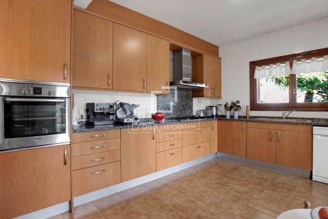 5 bedrooms villa for sale in Sant Pol de Mar, Barcelona, Catalonia, Spain № 4428 - photo 20