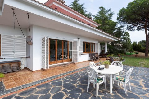 5 bedrooms villa for sale in Sant Pol de Mar, Barcelona, Catalonia, Spain № 4428 - photo 3