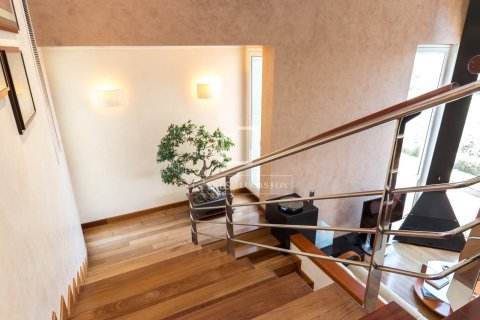 Villa de 8 dormitorios en venta en Esplugues de Llobregat, Barcelona, Cataluña, Spain № 4427 - foto 22