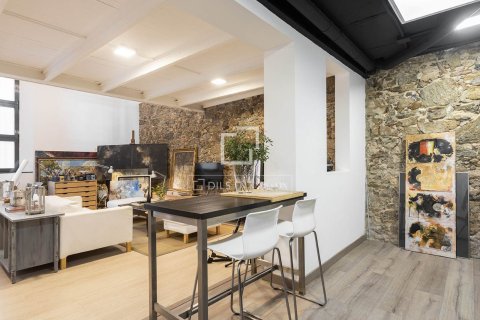 Apartamento de 2 dormitorios en venta en Barcelona, Cataluña, Spain № 4431 - foto 11