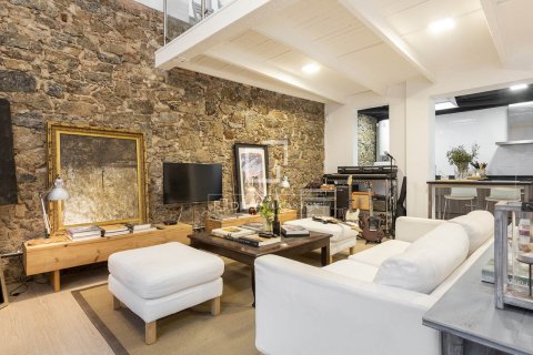 Apartamento de 2 dormitorios en venta en Barcelona, Cataluña, Spain № 4431 - foto 4