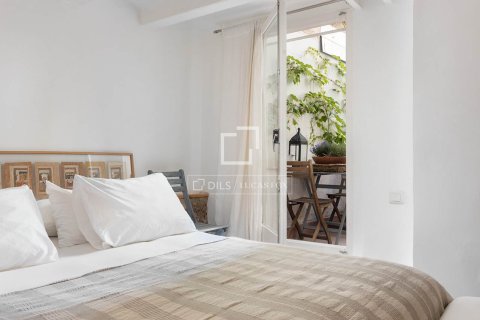 Apartamento de 2 dormitorios en venta en Barcelona, Cataluña, Spain № 4431 - foto 19