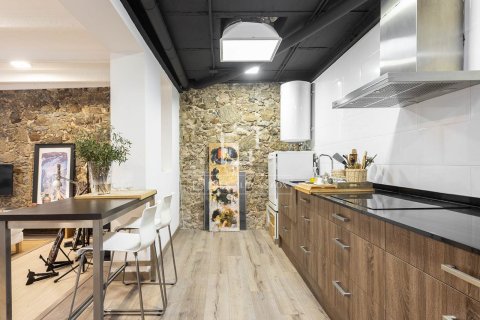 Apartamento de 2 dormitorios en venta en Barcelona, Cataluña, Spain № 4431 - foto 8