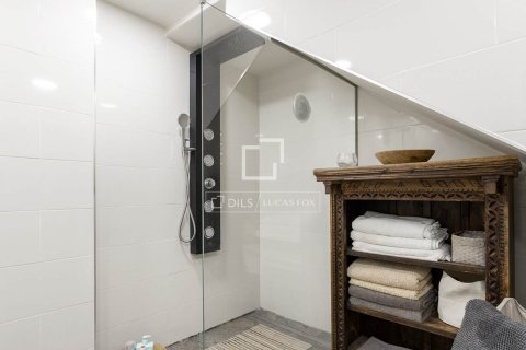 Apartamento de 2 dormitorios en venta en Barcelona, Cataluña, Spain № 4431 - foto 15
