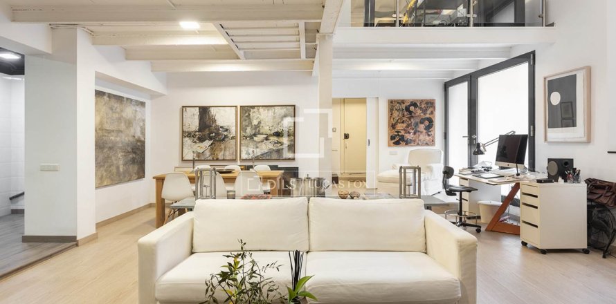 Apartamento de 2 dormitorios en venta en Barcelona, Cataluña, Spain № 4431