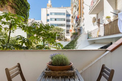 Apartamento de 2 dormitorios en venta en Barcelona, Cataluña, Spain № 4431 - foto 22